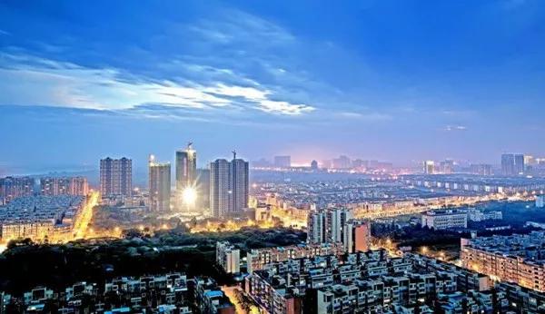 中國經(jīng)濟(jì)體制改革基金會四川這座城西部第一！最新全國改革熱度指數(shù)出爐                                                        